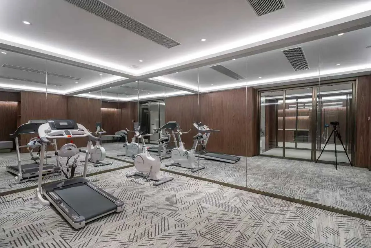 2148894f927c44d0eb335d05762baa52