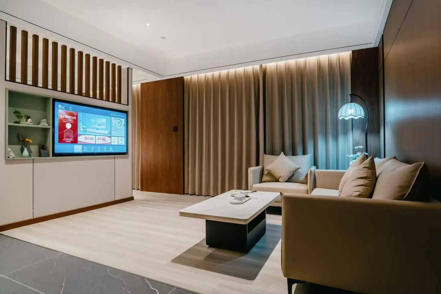 6252bd69448319dd73a901a0032e3817